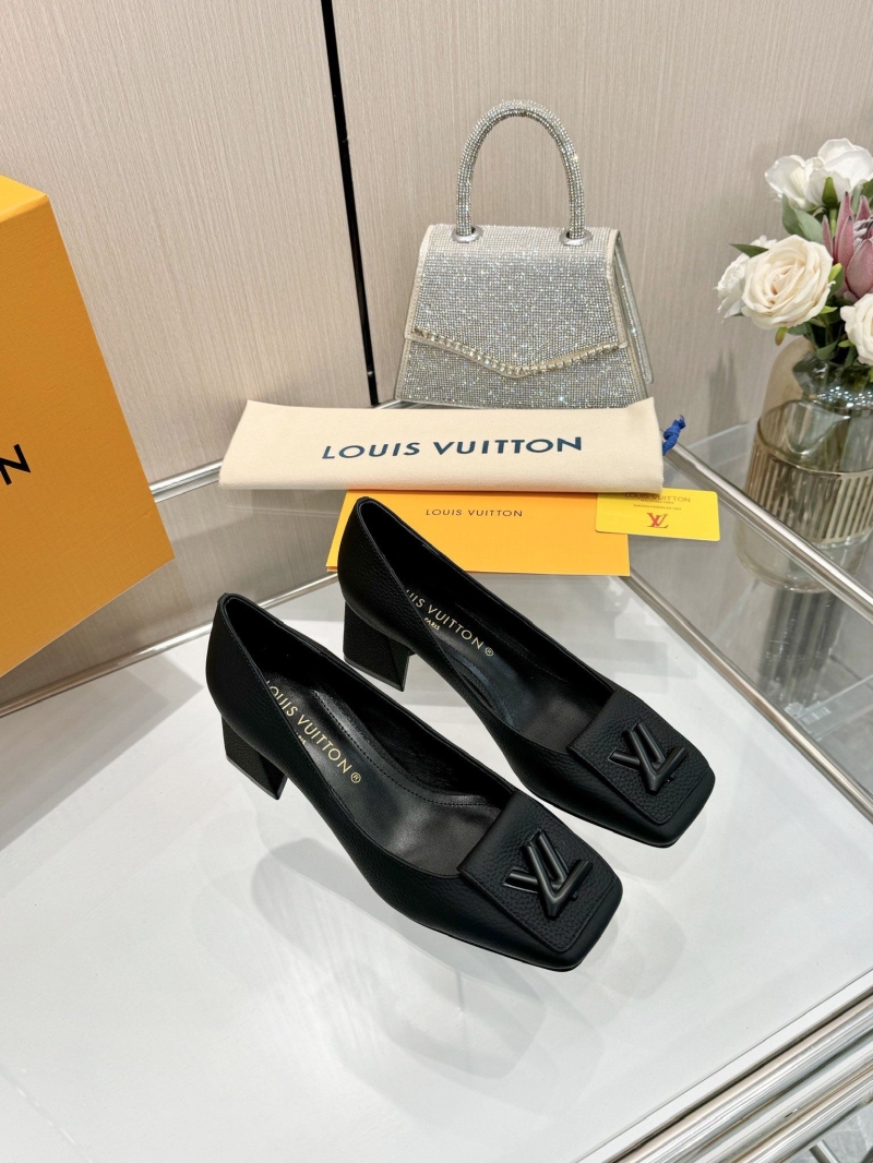l0vis Vvtt0n heeled shoes